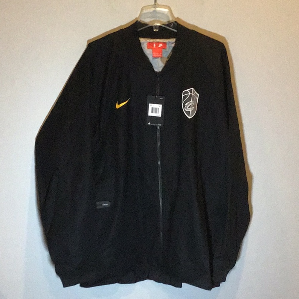 Cleveland Cavaliers Nike jacket new